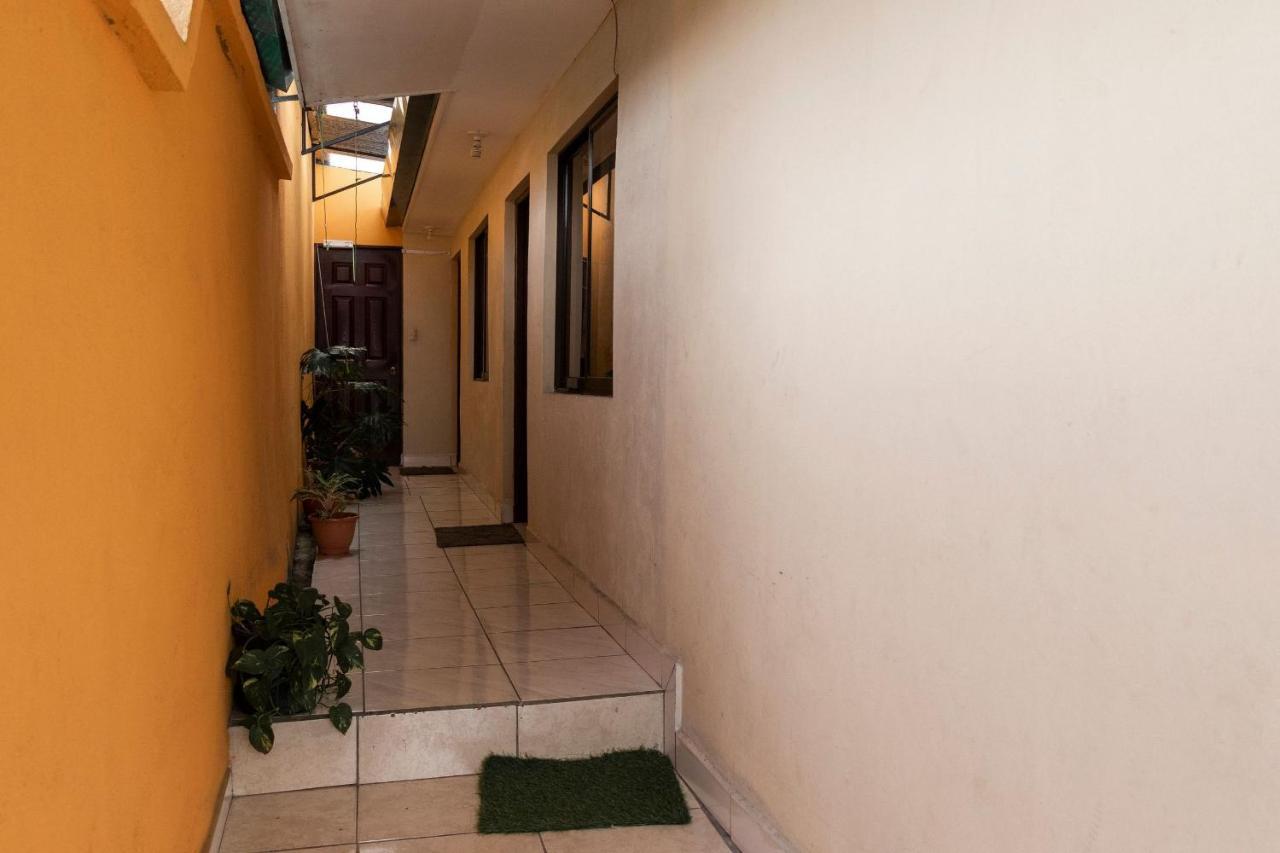 MARTA'S GUESTHOUSES, with self entry system in Limón City Exterior foto